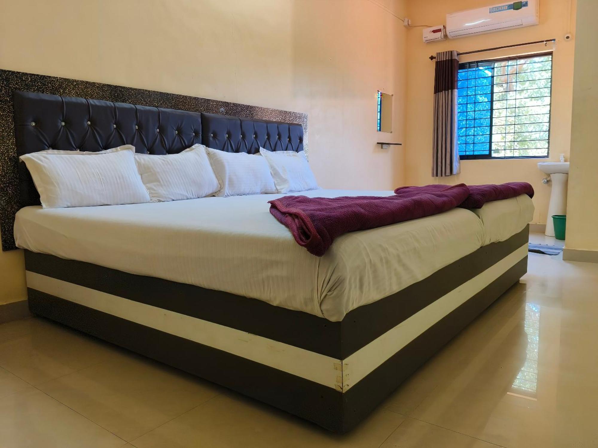 Kamath Inn Mavalli Luaran gambar