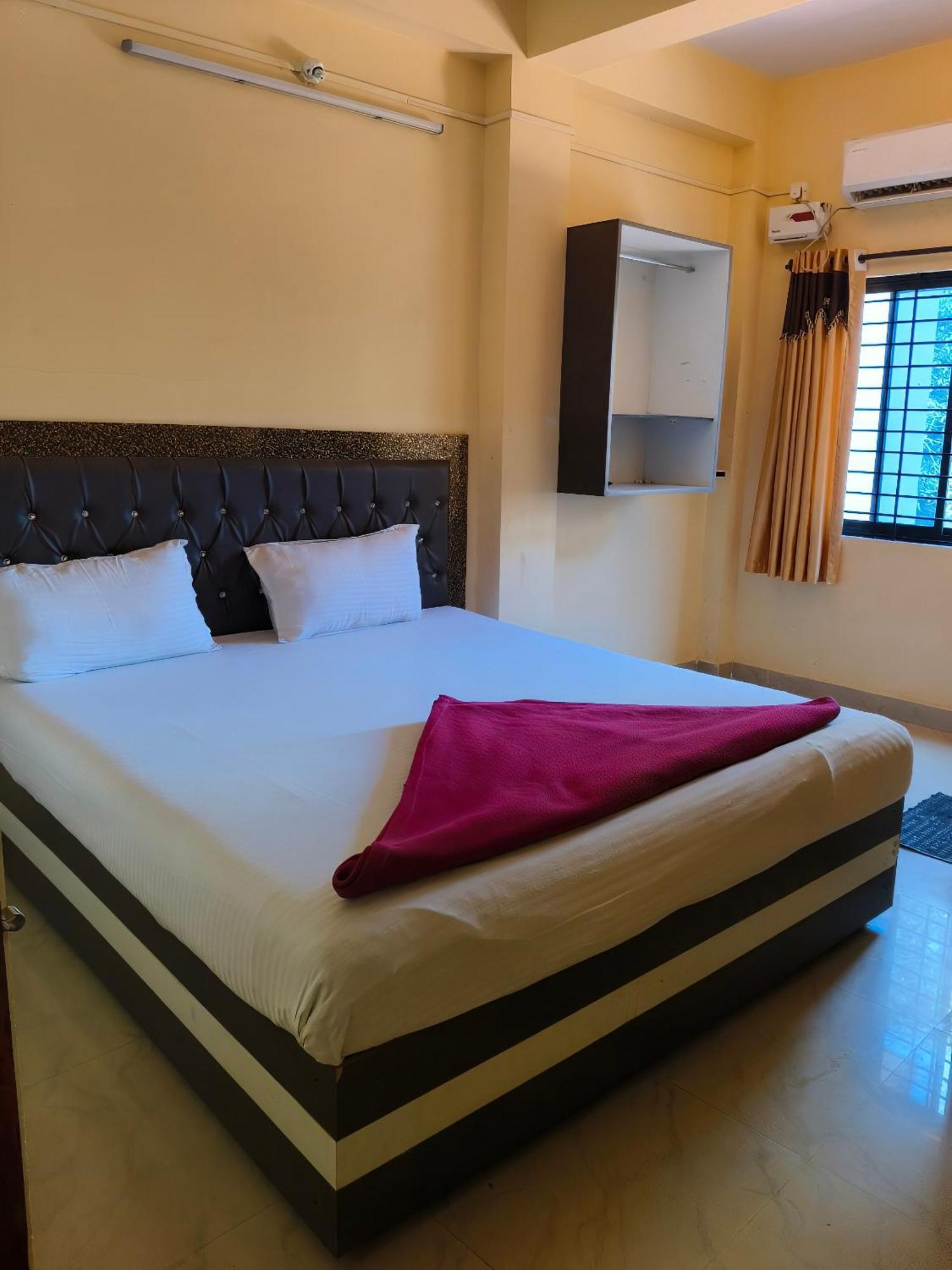Kamath Inn Mavalli Luaran gambar